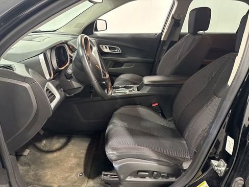 Used 2017 Chevrolet Equinox LT w/ Convenience Package image 8