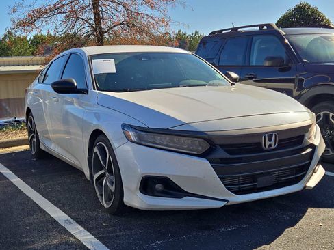 Used 2022 Honda Accord Sport image 1