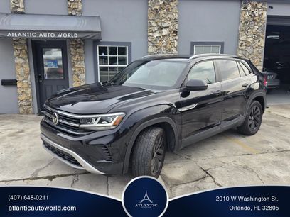Used 2022 Volkswagen Atlas Cross Sport SE w/ Panoramic Sunroof Package