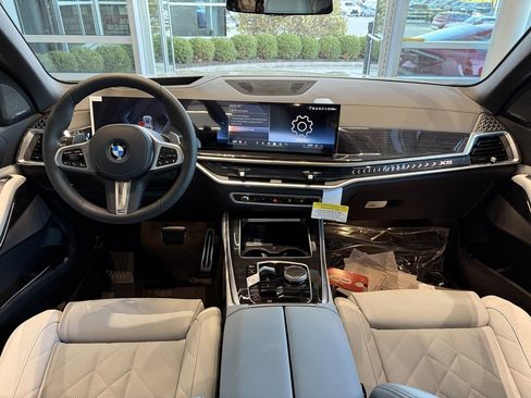 New 2026 BMW X5 xDrive40i w/ M Sport Package image 15