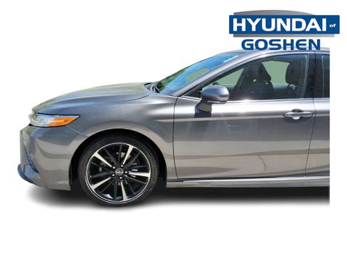 Used 2020 Toyota Camry XSE FWD image 5