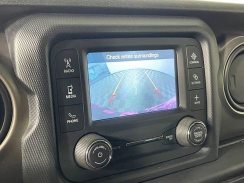 Used 2018 Jeep Wrangler Unlimited Sport S AWD/4WD image 8