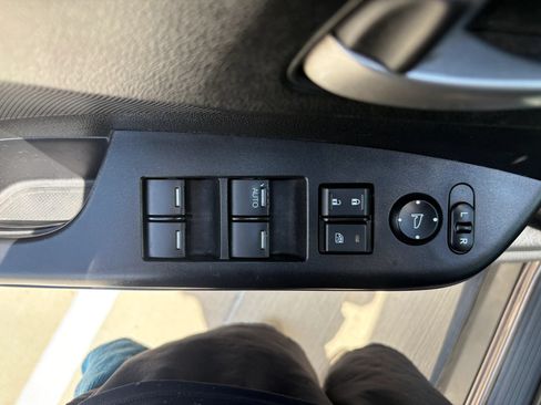 Used 2014 Honda CR-V LX image 18
