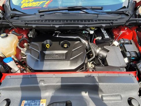 Used 2018 Ford Edge SEL w/ Equipment Group 201A AWD/4WD image 17
