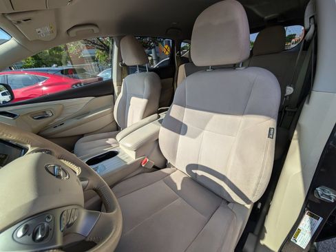 Used 2018 Nissan Murano SV FWD image 16