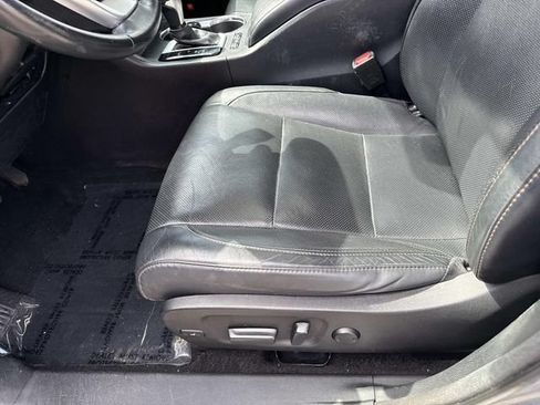 Used 2016 Toyota Highlander Limited AWD/4WD image 15