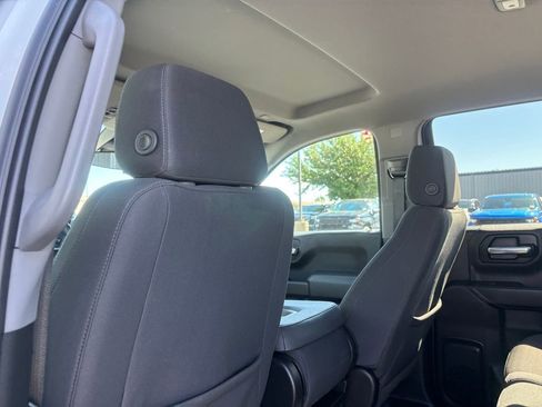 Used 2024 Chevrolet Silverado 1500 Custom image 24