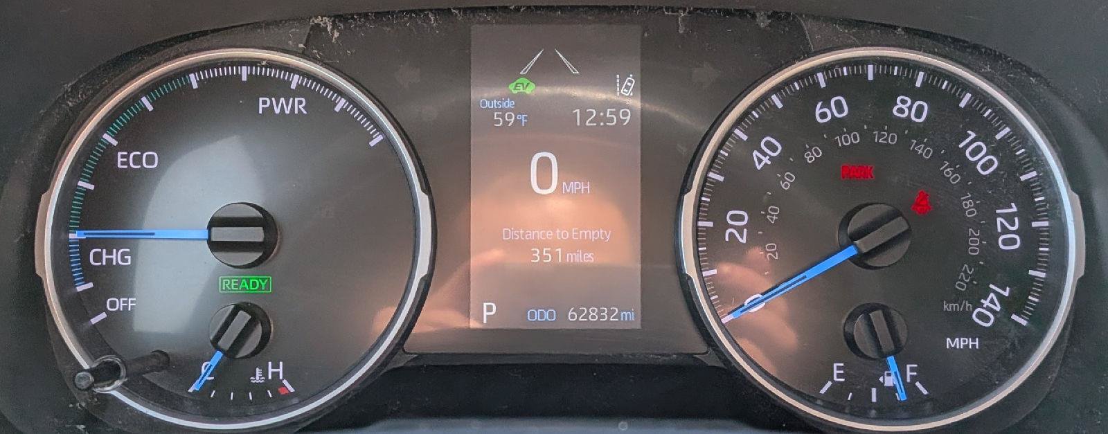 Used 2022 Toyota RAV4 LE AWD/4WD image 16