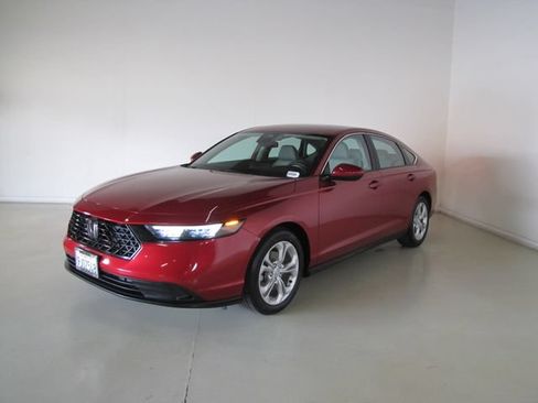 Certified 2023 Honda Accord LX image 1