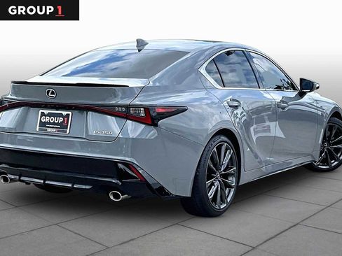 Used 2025 Lexus IS 350 F Sport RWD image 12