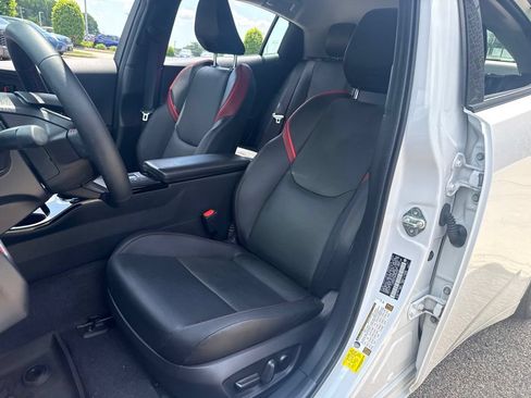 Used 2024 Toyota Prius Prime Premium w/ Advanced Technology Package FWD image 24