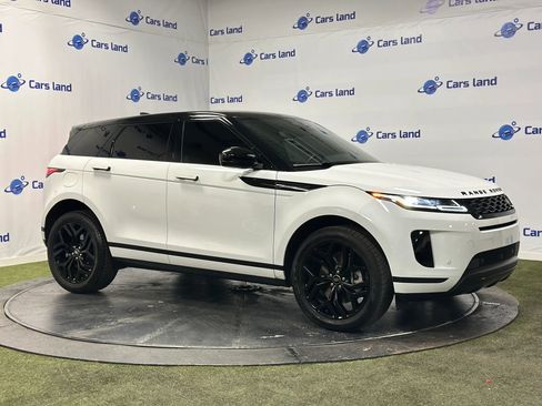 Used 2023 Land Rover Range Rover Evoque SE AWD/4WD image 2