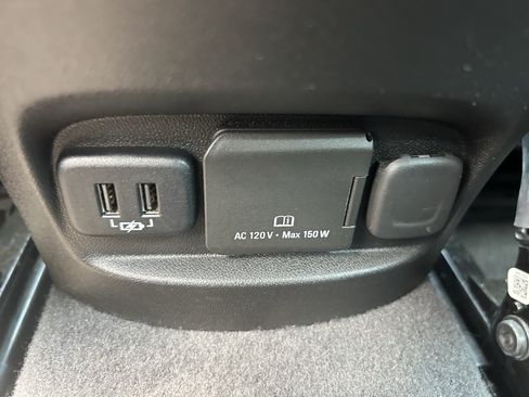 Used 2017 Chevrolet Malibu Premier w/ Premier Sun and Wheel Package FWD image 20