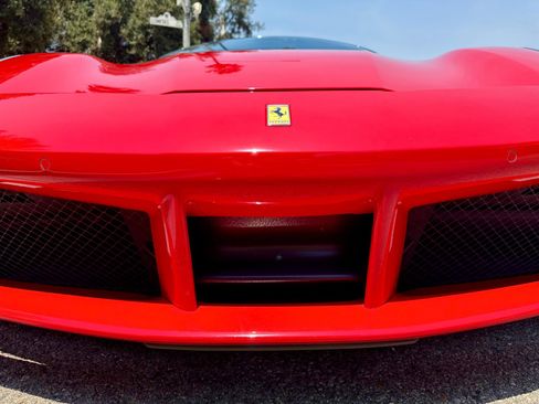 Used 2016 Ferrari 488 GTB image 95