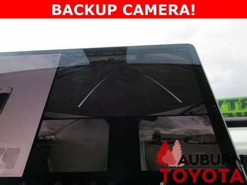 Used 2021 Tesla Model Y Long Range image 15