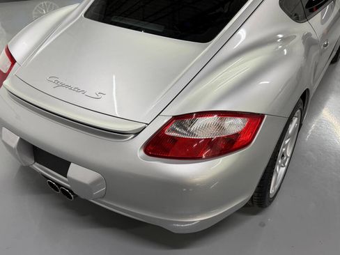 Used 2006 Porsche Cayman S RWD image 12