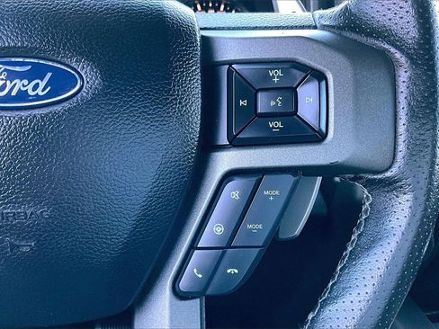 Certified 2019 Ford F150 Raptor w/ Equipment Group 802A Luxury image 20