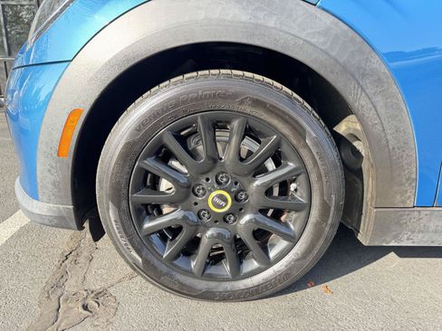 Used 2023 MINI Cooper SE FWD image 9