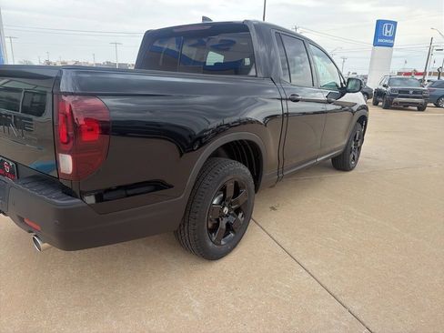 New 2026 Honda Ridgeline Black Edition image 7