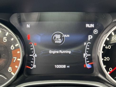 Used 2020 Jeep Compass Limited image 31