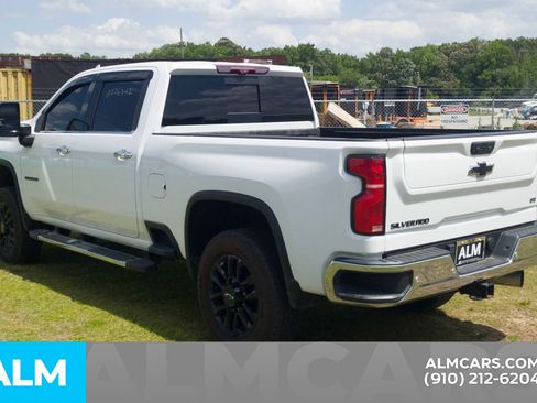 Used 2024 Chevrolet Silverado 2500 LTZ w/ LTZ Plus Package AWD/4WD image 11