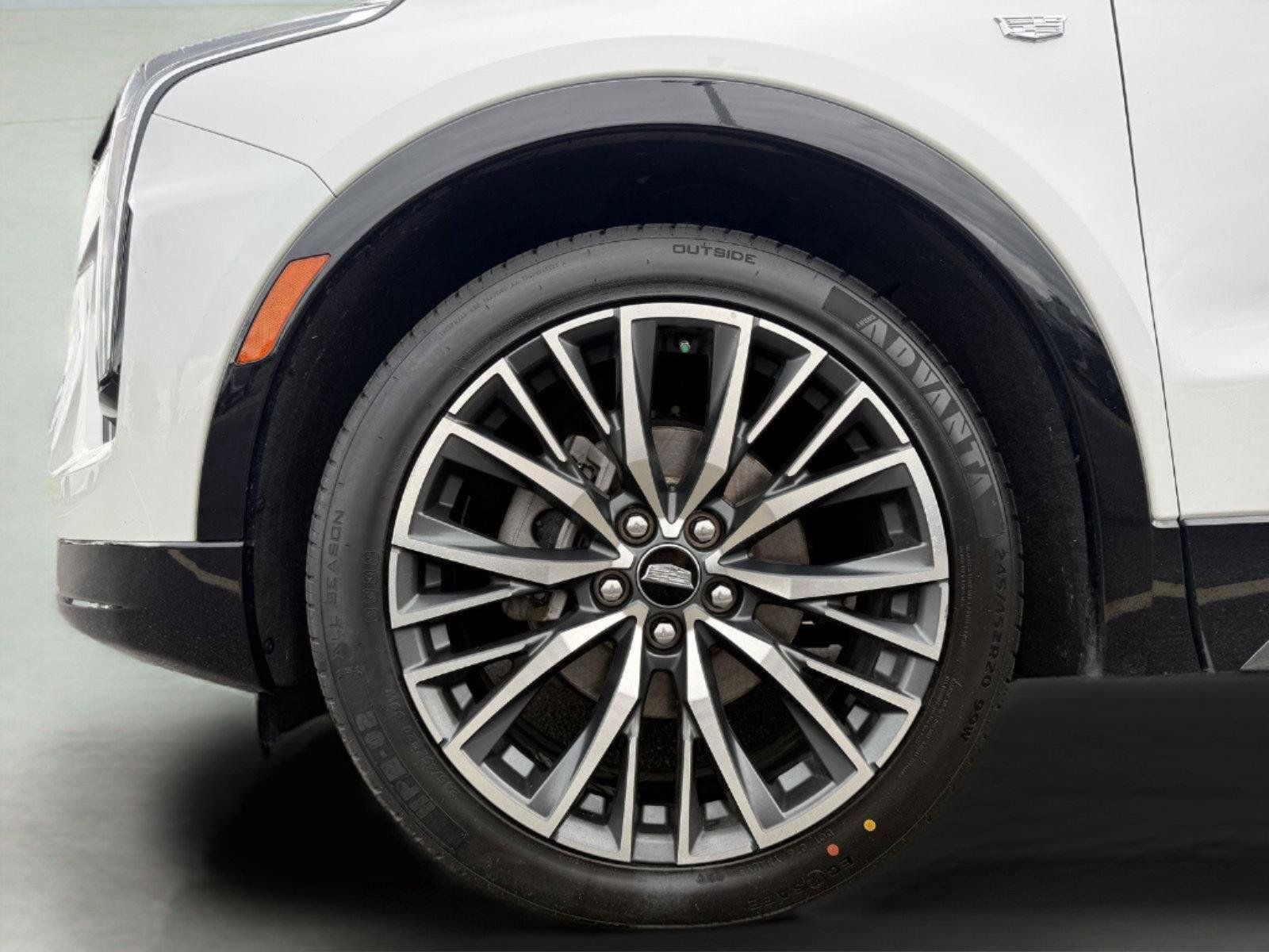Used 2024 Cadillac XT4 Sport AWD/4WD image 31