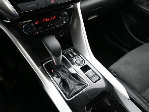 Used 2024 Mitsubishi Eclipse Cross SE image 20