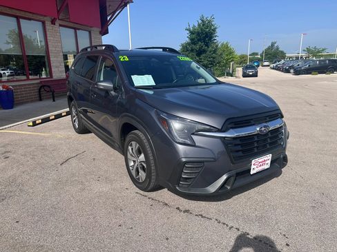 Used 2023 Subaru Ascent Premium w/ Convenience Package AWD/4WD image 3