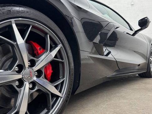 Used 2020 Chevrolet Corvette Stingray Coupe w/ Z51 Performance Package RWD image 5
