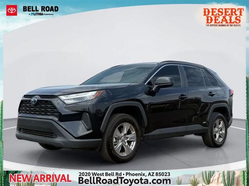 Used 2023 Toyota RAV4 LE AWD/4WD image 1