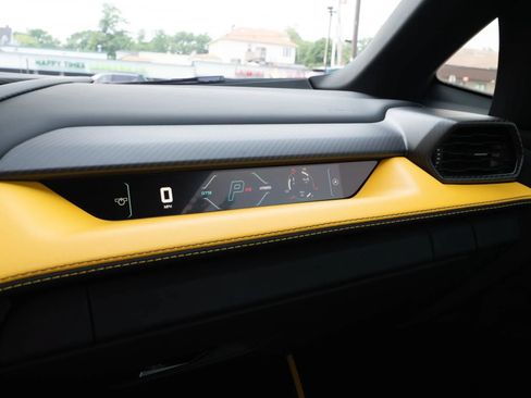 Used 2024 Lamborghini Revuelto AWD/4WD image 65