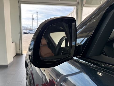 Used 2023 BMW X5 M50i w/ Executive Package image 13