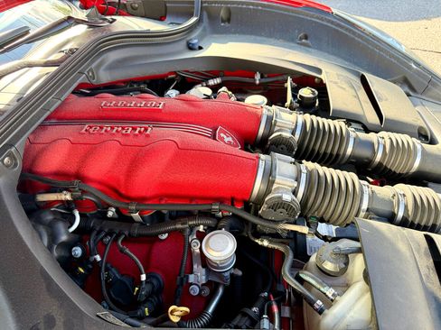 Used 2010 Ferrari California image 27