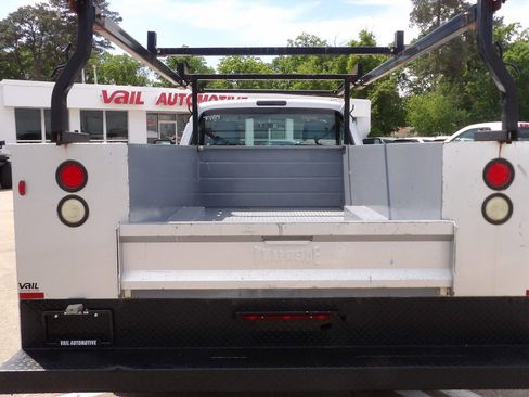 Used 2015 Ford F350 XL image 4