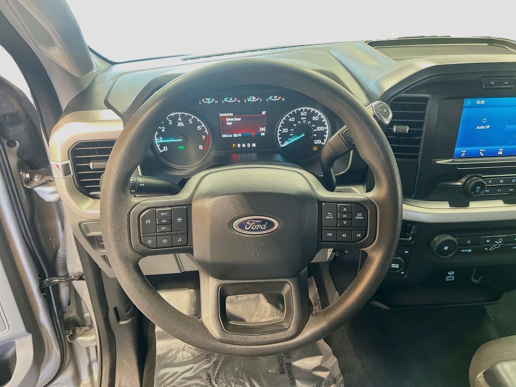 Used 2022 Ford F150 XL w/ Equipment Group 101A High AWD/4WD image 11