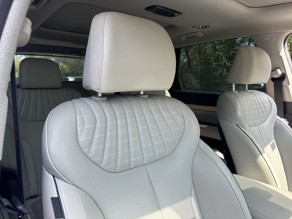 Used 2024 Hyundai Palisade Limited AWD/4WD image 28