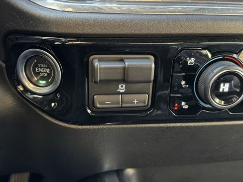 Certified 2024 Chevrolet Silverado 3500 High Country w/ High Country Premium Package image 18