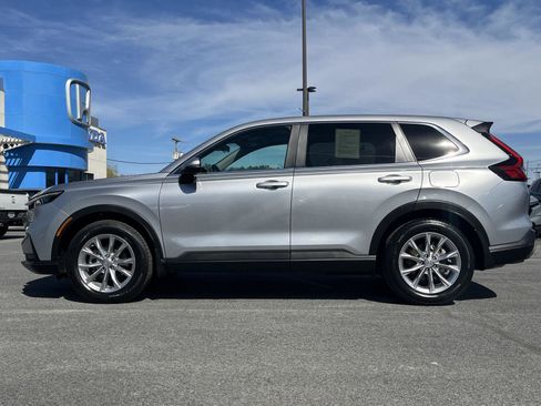 Certified 2023 Honda CR-V EX image 9