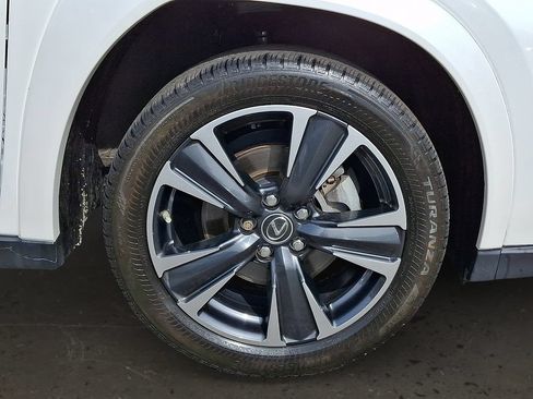 Used 2024 Lexus UX 250h AWD w/ Premium Package image 9