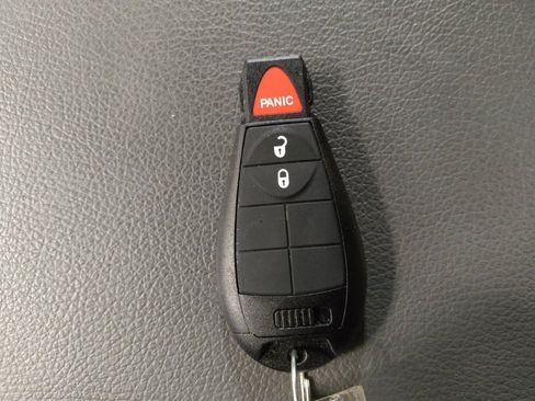 Used 2020 RAM 1500 Tradesman image 32