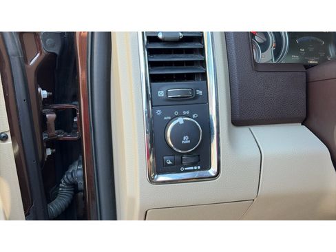 Used 2015 RAM 3500 Laramie Longhorn AWD/4WD image 15