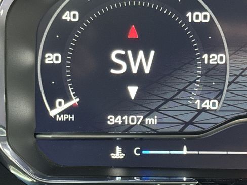 Used 2024 GMC Sierra 1500 Elevation image 22