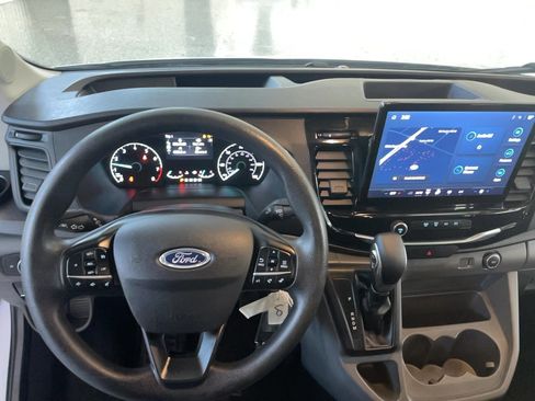 Used 2023 Ford Transit 350 XLT RWD image 18