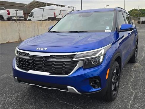 Used 2026 Kia Seltos S FWD image 11