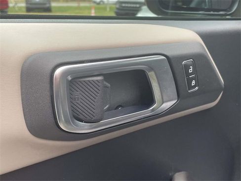 Certified 2023 Ford Bronco Wildtrak image 13