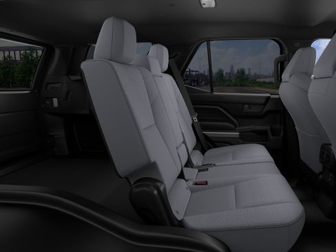 New 2026 Toyota 4Runner SR5 AWD/4WD image 2