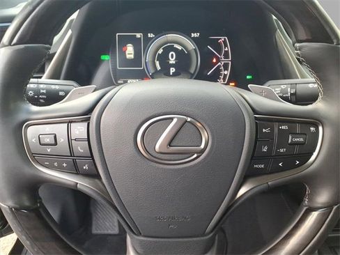 Certified 2021 Lexus ES 300h w/ Premium Package image 8