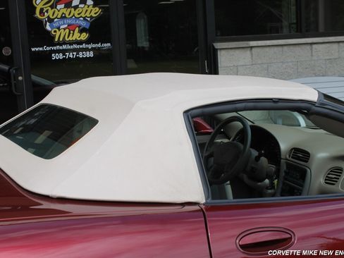 Used 2003 Chevrolet Corvette Convertible w/ Preferred Equipment Group1 RWD image 23