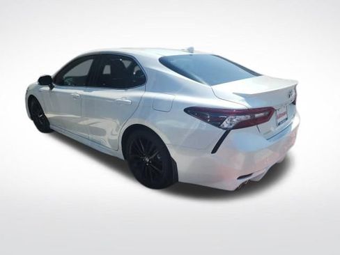 Used 2021 Toyota Camry XSE w/ Cold Weather Package FWD image 8