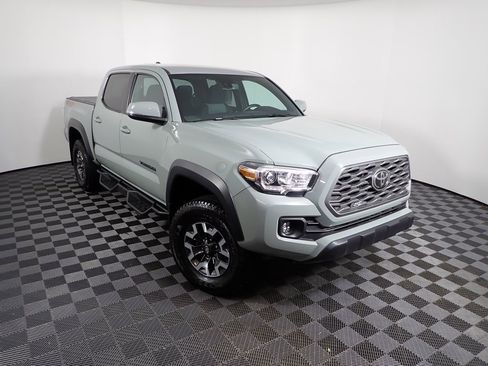Used 2023 Toyota Tacoma TRD Off-Road image 4